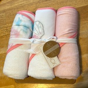 NWT Lila & Jack Terry Hooded Bath Towel 3 Pack